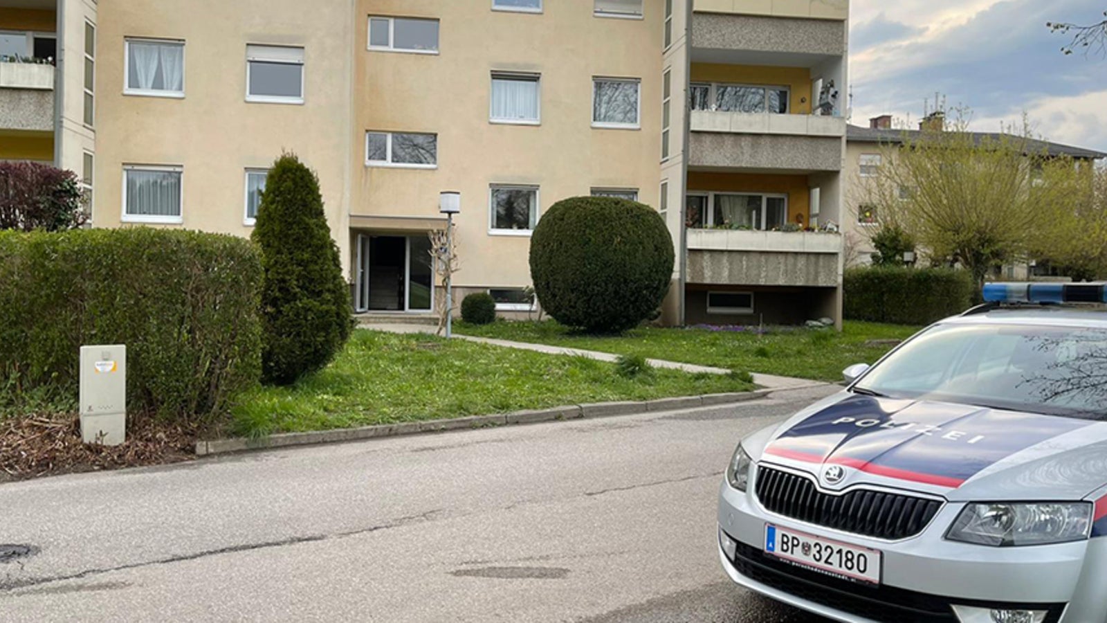 Mord Alarm In Neulengbach Frau Tot Aufgefunden Oe24 At