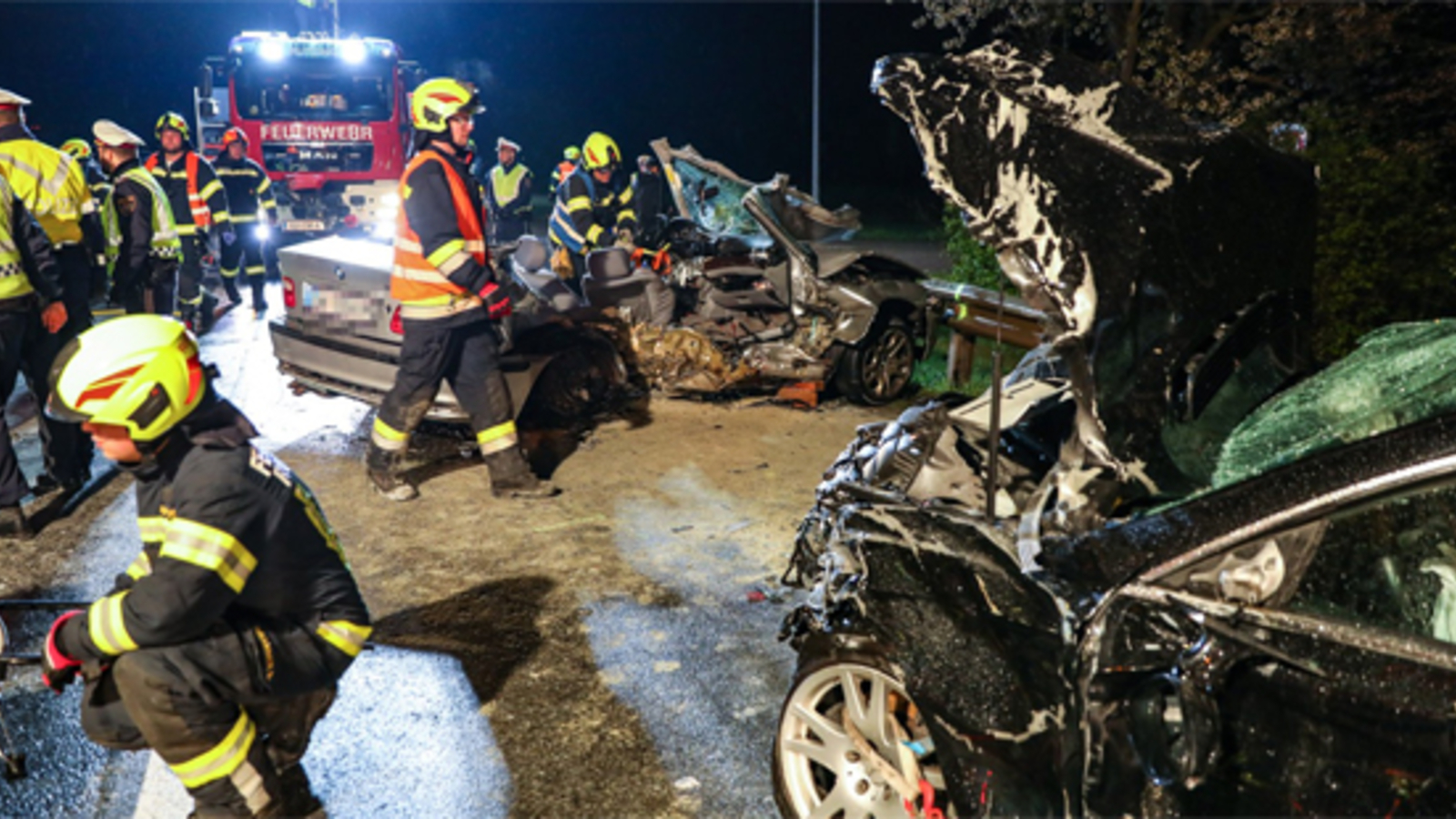 Horror Crash fordert drei Tote in Oberösterreich oe24 at