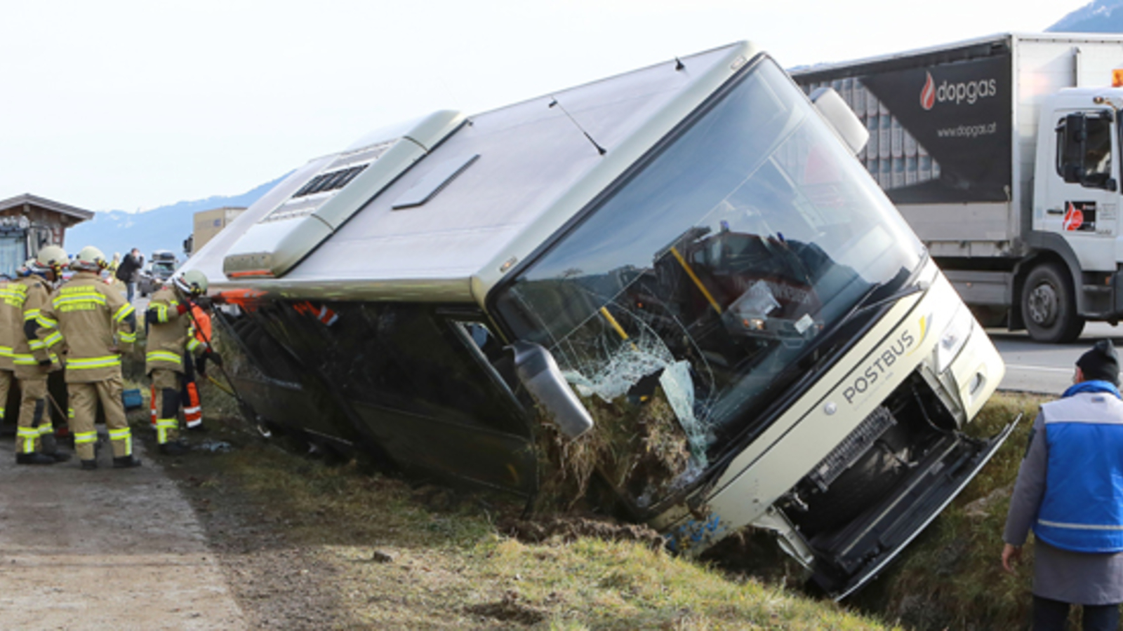 Bus Unfall Mit Sch Lern Im Pinzgau Oe At