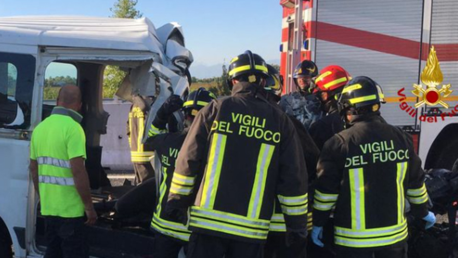 Horror Crash Auf A4 Bei Jesolo Sieben Tote Oe24 At