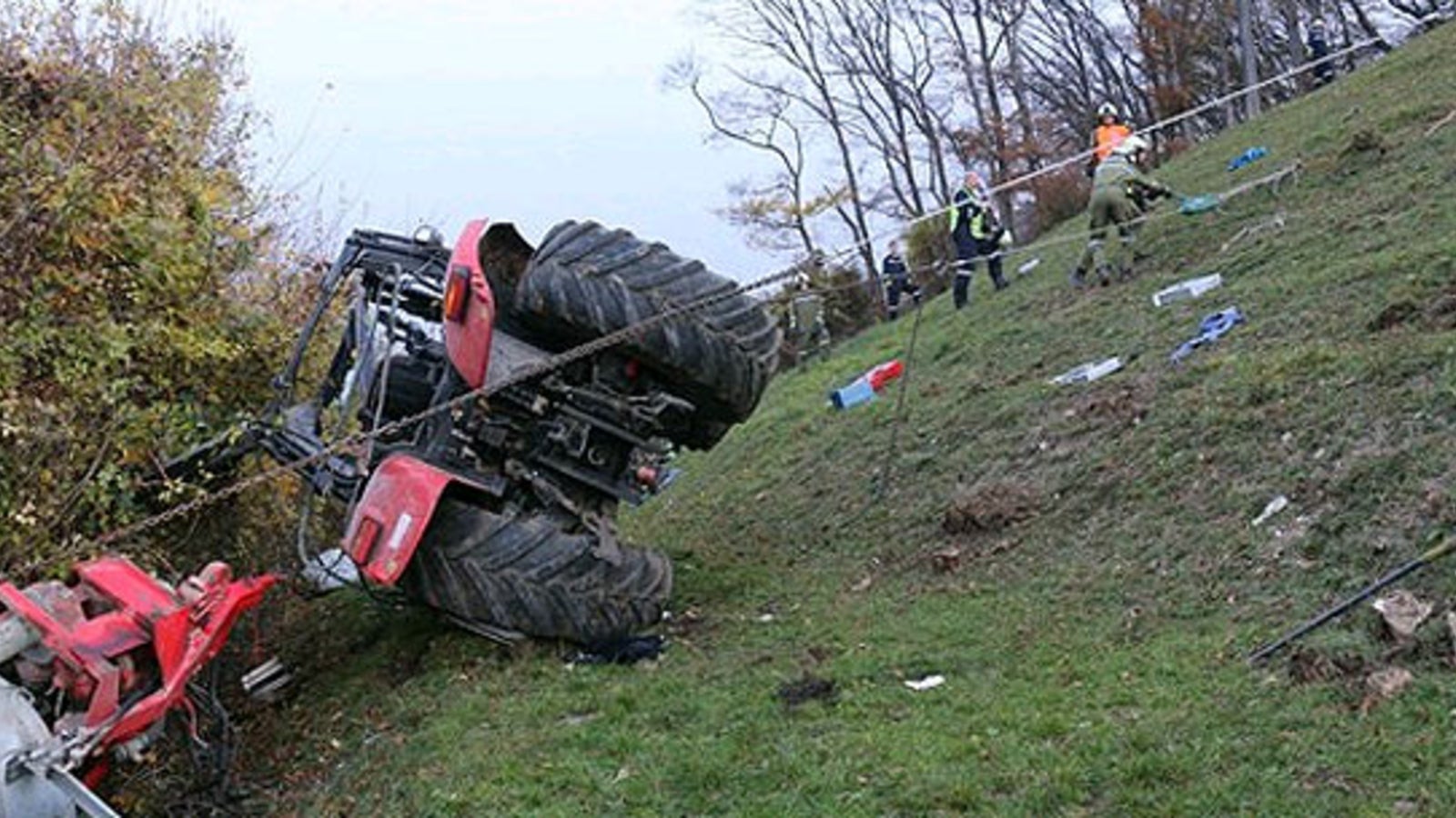 J Hriger Von Traktor Berrollt Tot Oe At