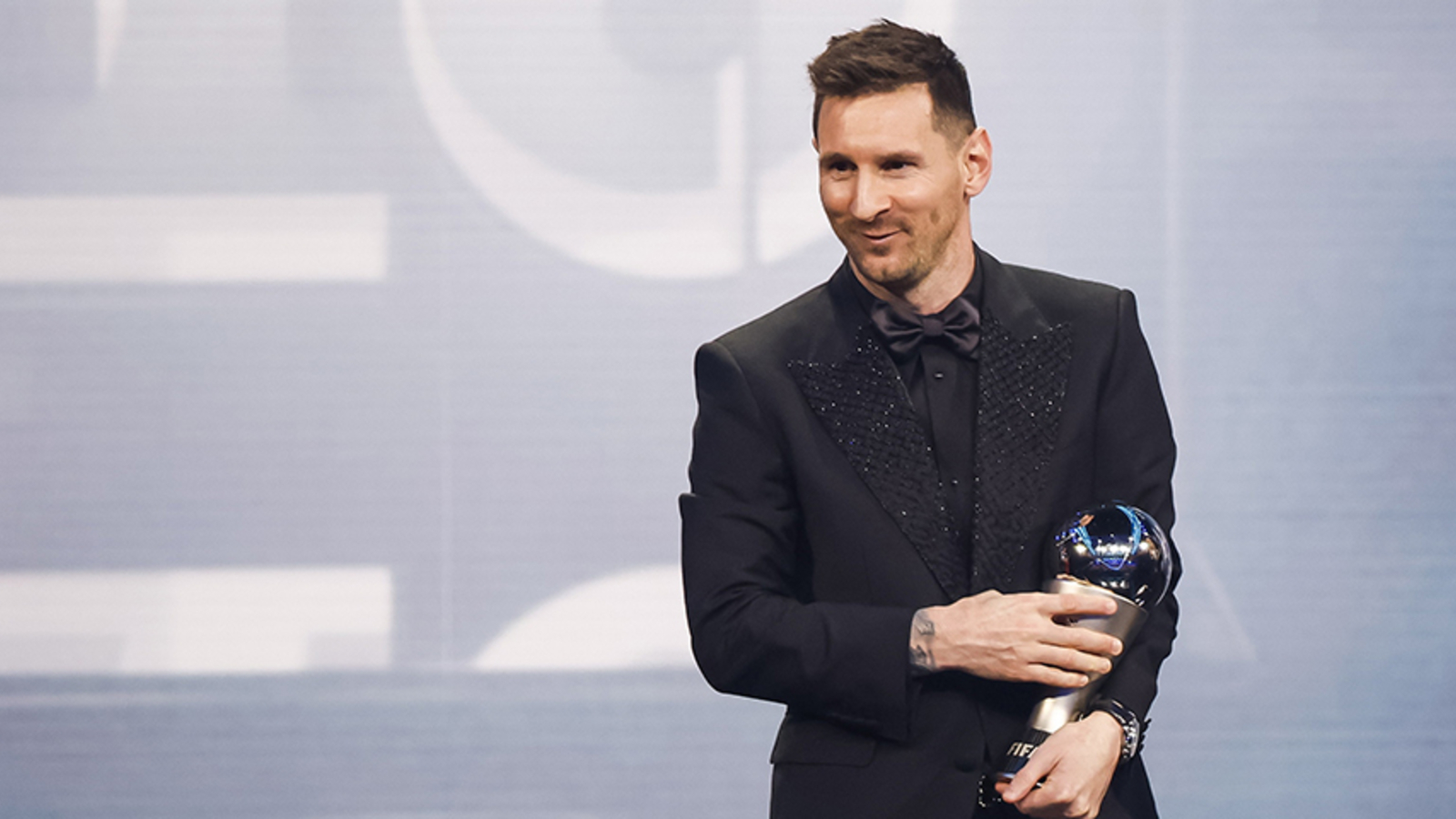 Lionel Messi Zum Mal Weltfu Baller Des Jahres Oe Tv