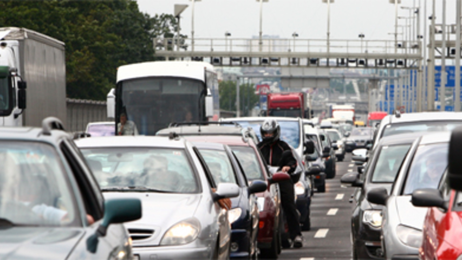 Lkw Unfall Auf Der A Mega Stau Oe At