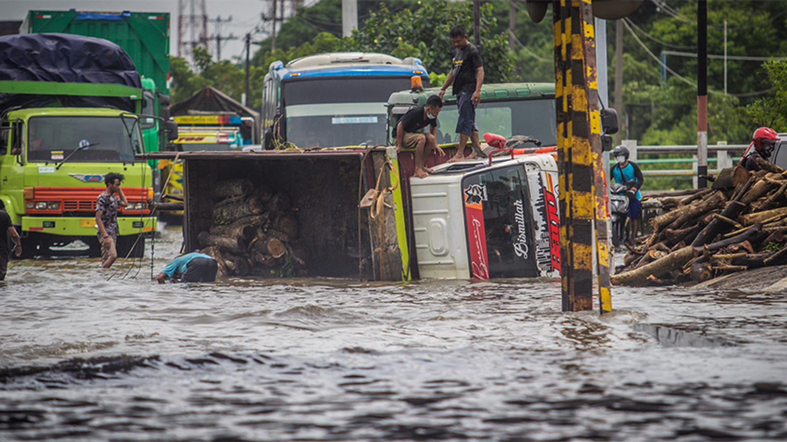 Hochwasser Mehr Als Tote In Indonesien Und Osttimor Oe At