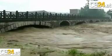 Flut in China - 100.000 auf der Flucht