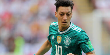 DFB-Boss macht Druck auf Mesut Özil
