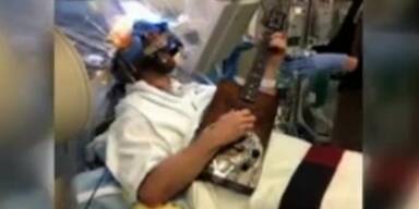 Patient spielt während Gehirn-OP auf der Gitarre