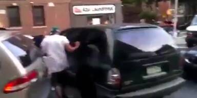 Autodieb versucht Polizei zu entkommen