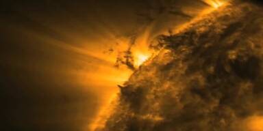 Sensationell: NASA filmt Sonnen-Tornados
