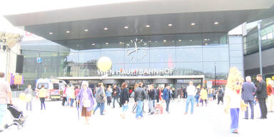 Hauptbahnhof-Eröffnung mit viel Prominenz