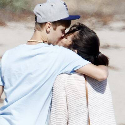 Bieber & Gomez: Total verliebt am Strand