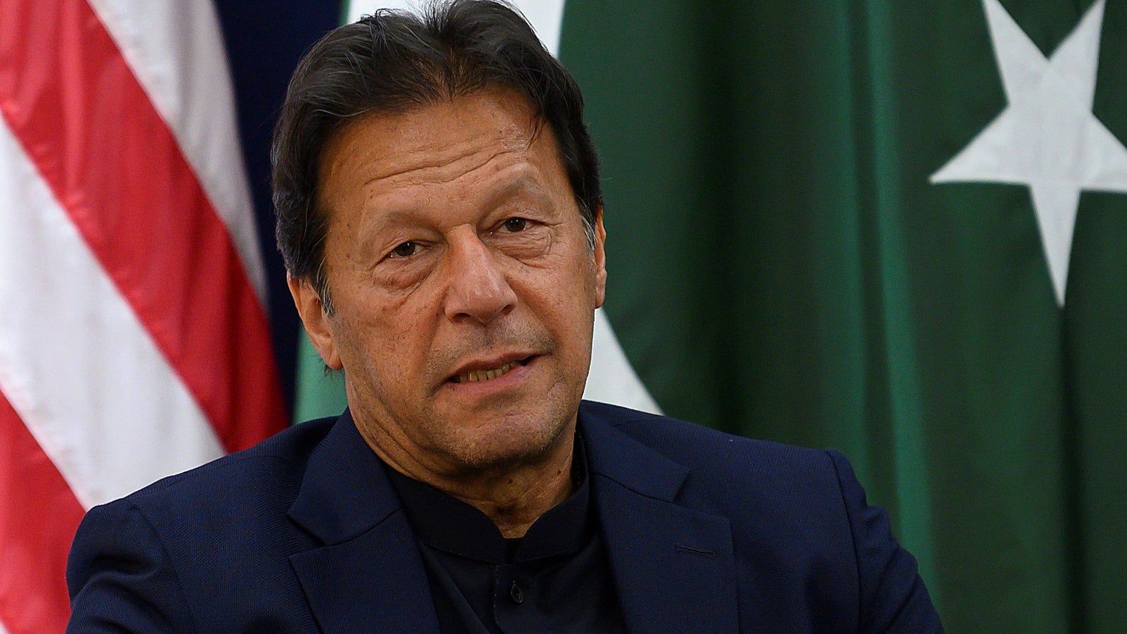 Pakistans ExPremier Khan angeschossen oe24.at