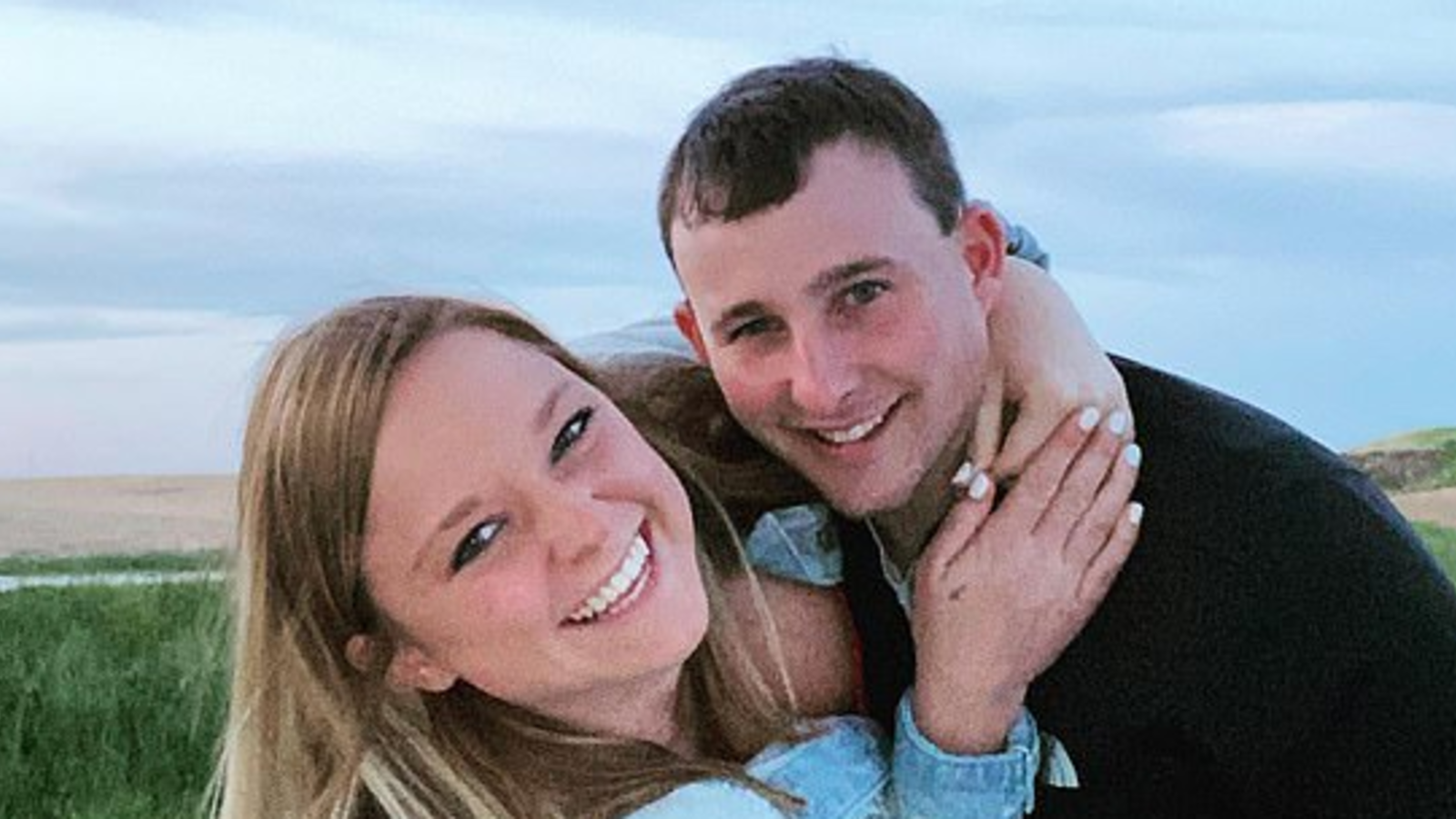 Frisch verheiratete Lehrerin hat Sex mit Schüler (13) oe24.at