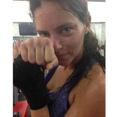 Adriana Lima: Ihre Twitter-Fotos aus dem Gym 