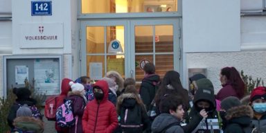 100 Schulen führen Masken-Pflicht ein.png