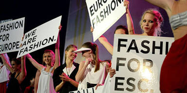 Fashion Show im Eurovision Village am Rathausplatz