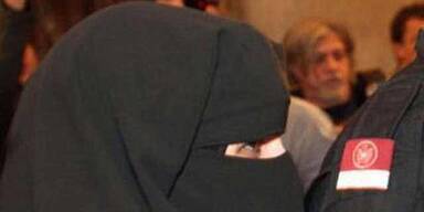 Islamisten-Frau vom Prozess ausgeschlossen