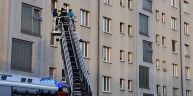 Dramatische Rettung nach Zimmerbrand in Wien-Liesing