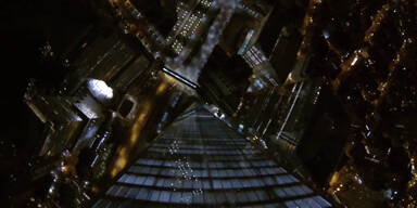 Basejumper springen von neuem WTC