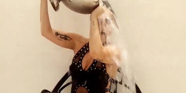 Ice Bucket: Lady Gaga