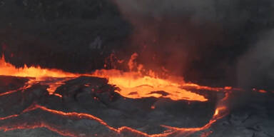 Propan-Behälter explodiert in Lava