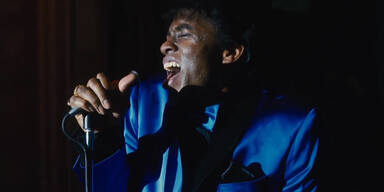 Chadwick Boseman spielt James Brown