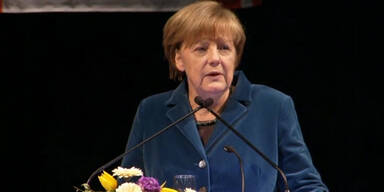 Merkel: Mindestlohn für kleine Firmen