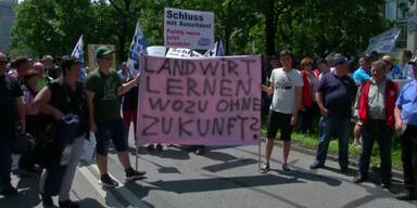 160607_MilchbauernProtest.Standbild001.jpg