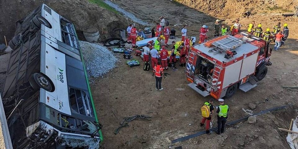 Schulbus Unfall Rastenfeld