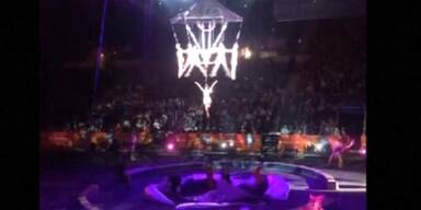 Zirkus-Akrobaten schwer verletzt