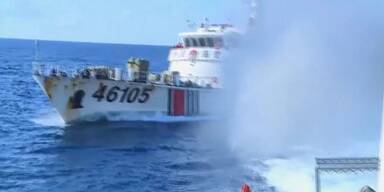 Schiff mit Hunderten Migranten in Seenot