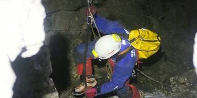 Höhlenforscher-Rettung geht zügig voran