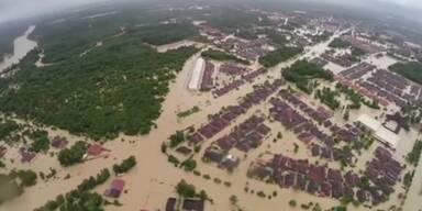 Schwere Überschwemmungen in Thailand und Malaysia