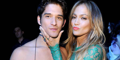 Jennifer Lopez, Tyler Posey