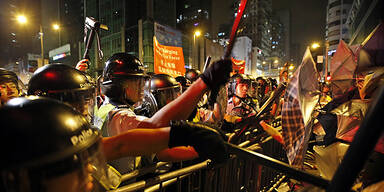 Hongkong: Erneut Prügel für Demonstranten 