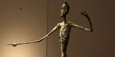 Der zeigende Mann von Alberto Giacometti