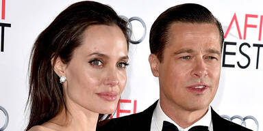 Angelina Jolie &  Brad Pitt
