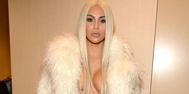 Kim Kardashian lüftet ihr Busengeheimnis