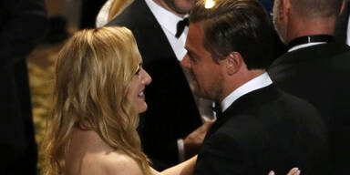 Oscars: Kate Winslet & Leo DiCaprio