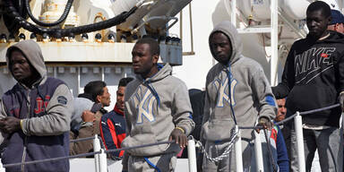 1.850 Flüchtlinge vor der Küste Italiens gerettet