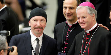 U2-Star The Edge im Vatikan