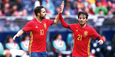 Spanien jagt Titel- Hattrick