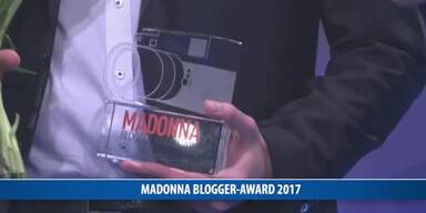20170316_66_108998_170316_MI_Blogger_Award.jpg
