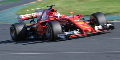 Vettel gewinnt WM-Auftakt in Melbourne
