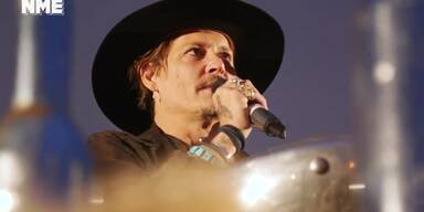 20170623_66_129411_Johnny_Depp_at_Glastonbury_2017___When_was_the_last_time_an_actor_assassinated_a.jpg
