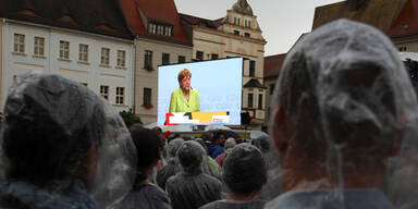 Merkel bei Wahlkampf-Auftritt gnadenlos ausgepfiffen