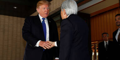 Trump und Akihito japans Kaiser