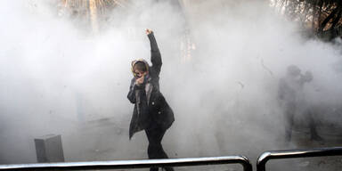 Iran-Proteste: 200 Festnahmen und 2 Tote