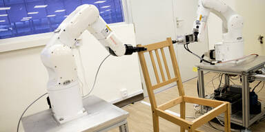Roboter Ikea-Sessel