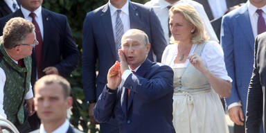 Putin Kneissl Hochzeit